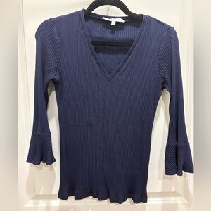 Elegant Navy V-Neck Ribbed Top